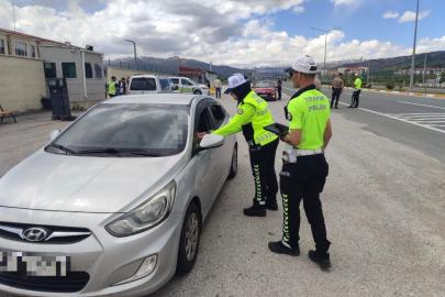 Erzincan’da bayram tedbirleri kapsamında sivil otobüs denetimi yapıldı