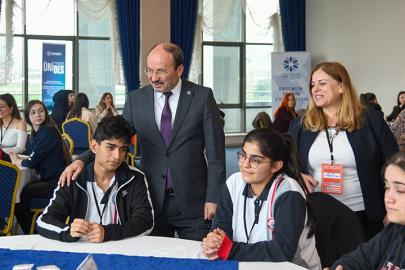 ETÜ’de "Bağımlılıkla Mücadele Öğrenci Çalıştayı" düzenlendi