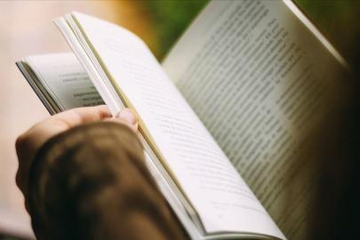 İmam hatip ortaokulundaki okuma listesine inceleme: Müdür açığa alındı