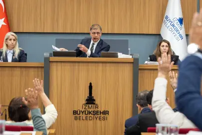İZSU’da yeni dönem... İzmir'de suya indirim, altyapıya dev yatırım