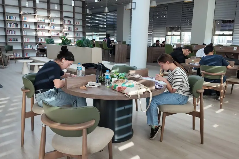 Kocaeli Büyükşehir’den kütüphanelere sınav ayarı