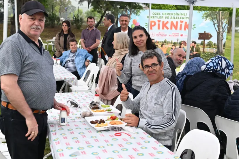 Manisa’da özel bireyler Ortaköy’de piknikte buluştu