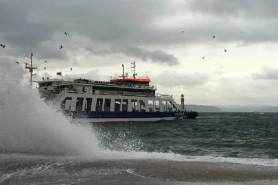 Marmara'da fırtına. Deniz otobüsü seferleri iptal