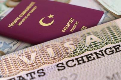 Schengen'de karaborsa isyanı: Bin euroya vize randevusu!