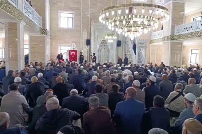 Şeyh Muhammed Kazım Camii ve Külliyesi ibadete açıldı