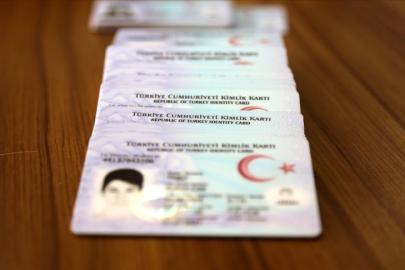 Türkiye'de en çok kullanılan erkek ve kadın isimleri belli oldu. İlk 2 sıra yerini korudu, bu isimlerde düşüş yaşandı