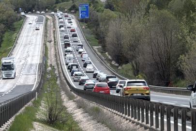 Yola çıkacaklar dikkat! Şimdiden bayram tatilinden dönüş yoğunluğu başladı