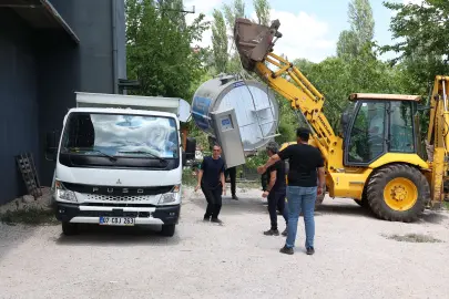 Antalya'da Kaş Sütleğen'e 4 tonluk süt soğutma tankı