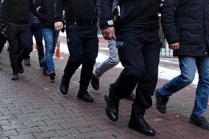 Antalya’da suç örgütü operasyonu: 63 şüpheli gözaltına alındı