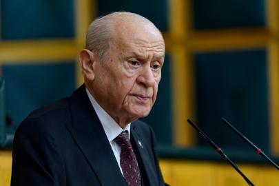 Bahçeli'den Özgür Özel'e tepki: Ergen devrimciliği sorumlu siyaset anlayışı barındırmıyor