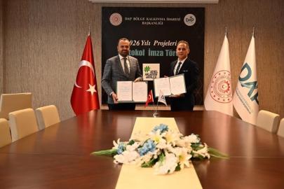 Kars’ta buzağı kayıplarını azaltacak 15 Milyon TL’lik proje hayata geçiyor