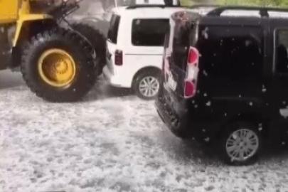 Kars’ta fındık büyüklüğünde dolu yağdı: Akyaka ve Arpaçay beyaza büründü
