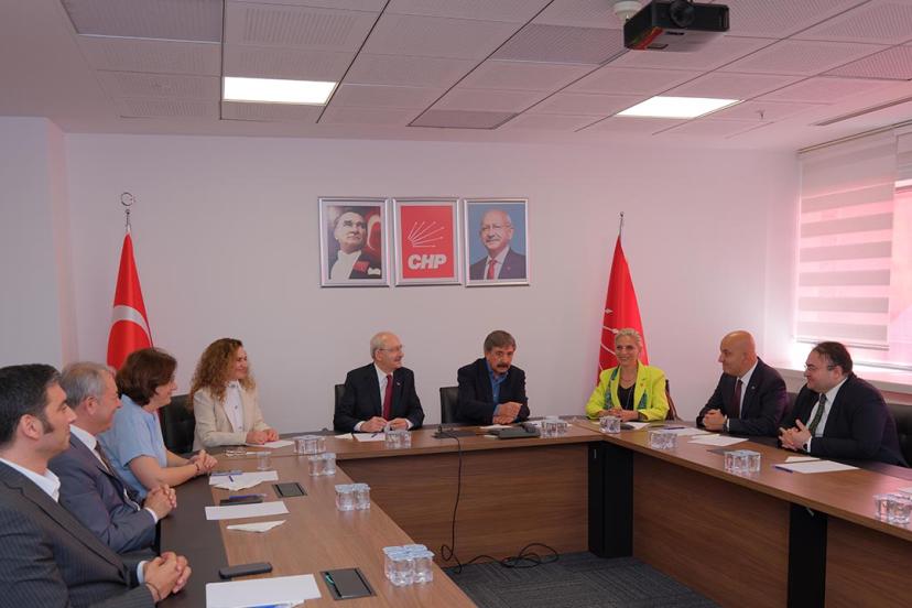 Özgür Özel dönemindeki ihraçlar iptal edildi. Kimlere CHP'ye dönüş yolu açılıyor?