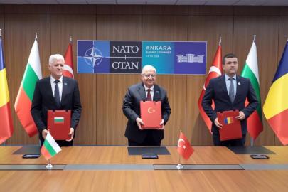 Bakan Güler, Bulgaristanlı ve Romanyalı mevkidaşlarıyla görüştü