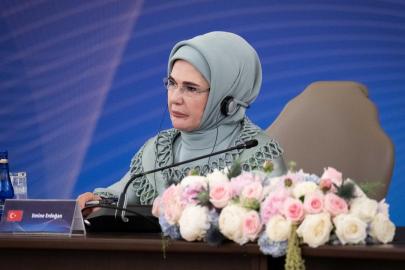 Emine Erdoğan: NATO Ankara Zirvesinin ülkemize ve insanlığa hayırlar getirmesini temenni ediyorum