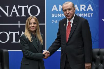 İtalya Başbakanı Meloni'den Cumhurbaşkanı Erdoğan'a NATO Zirvesi tebriği