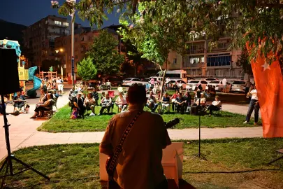Manisa'da akustik yaz akşamları ile müzik ziyafeti