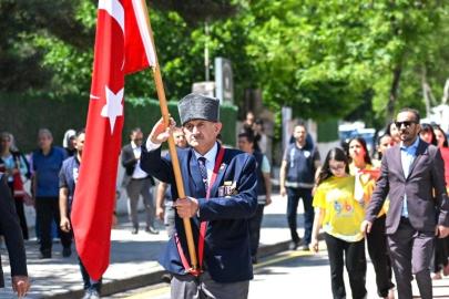 Mesci: ’’Atatürk, Anadolu topraklarında bir umut meşalesi yakmıştır’’