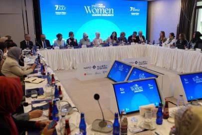 NATO Zirvesi'nde kadın liderliği uluslararası gündeme taşındı