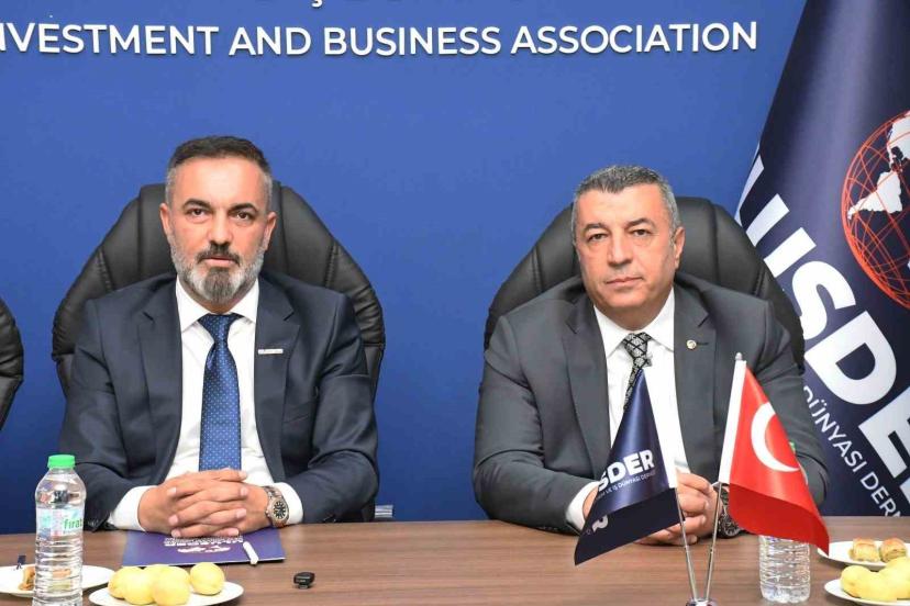 Özcan’dan Ulusder’e ziyaret