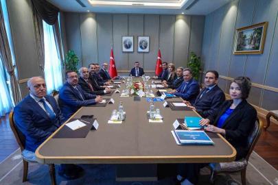 Turgut Özal Tıp Merkezi’nin ihtiyaçları Cumhurbaşkanı Yardımcısı Cevdet Yılmaz’a aktarıldı