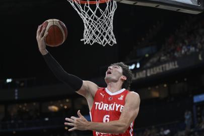 12 Dev Adam'ın hedefi İzlanda deplasmanında 8'de 8