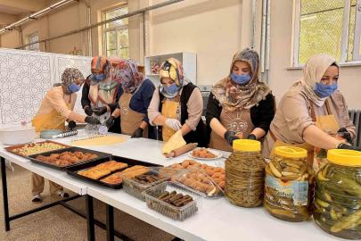 Ağrı’da kadın emeği kooperatifle büyüyor: 7 kadın hem üretiyor hem aile ekonomisine katkı sağlıyor