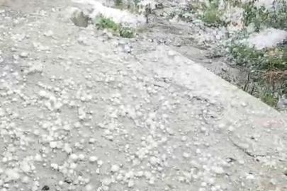 Ardahan’da dolu yağışı etkili oldu