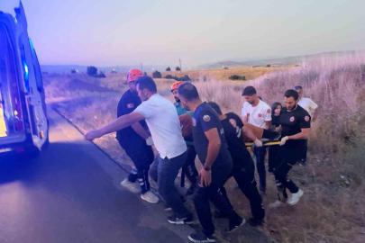 Bingöl’de otomobil yoldan çıktı: 2 yaralı