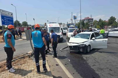 Bingöl’de trafik kazası: 3 yaralı