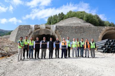 Geminbeli Tüneli'nin kış gelmeden hizmete açılması planlanıyor