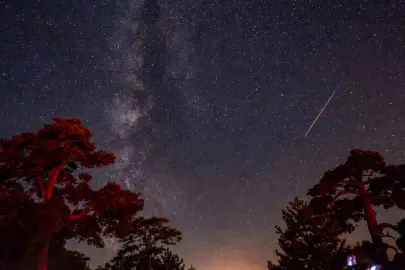 Konya Meram'da meteor yağmuru şenliğe dönüştü