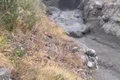 Tunceli’de heyelan anı kameralara yansıdı