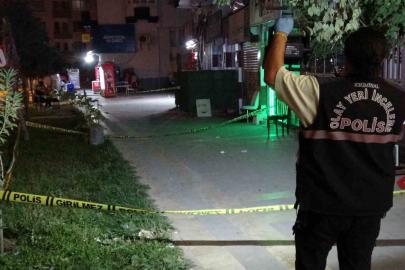 21 yaşındaki genç bıçaklı kavgada ağır yaralandı