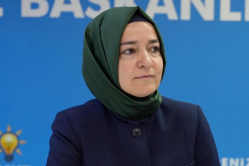 AK Parti Genel Başkan Yardımcısı Fatma Betül Sayan Kaya görevinden istifa etti