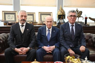 Bahçeli, Sarallar ve Şahinler aileleri ile buluştu. "Tarihi bir kucaklaşma" 