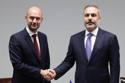 Bakan Fidan, Fransız mevkidaşı ile görüştü