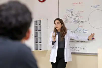 Bursa Büyükşehir’in ücretsiz YKS kurslarında eğitimler başladı