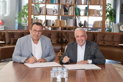 Bursa'da Nilüfer Belediyesi ve NOSAB gençleri geleceğe hazırlıyor