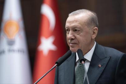 Cumhurbaşkanı Erdoğan, milli boksör Busenaz Sürmeneli'yi tebrik etti