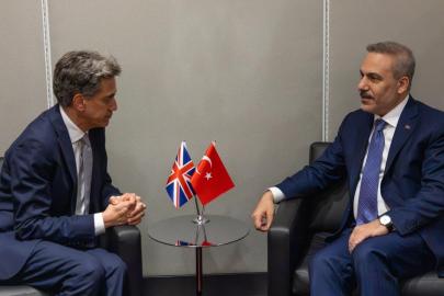 Dışişleri Bakanı Fidan, İngiliz mevkidaşı ile görüştü