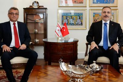 Dışişleri Bakanı Fidan, KKTC Cumhurbaşkanı ve Dışişleri Bakan ile görüştü