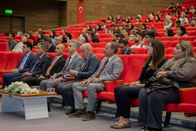 EBYÜ’de yeni öğrencilere oryantasyon programı düzenlendi