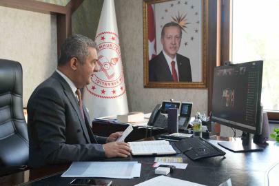 Eğitimde dijital zirve