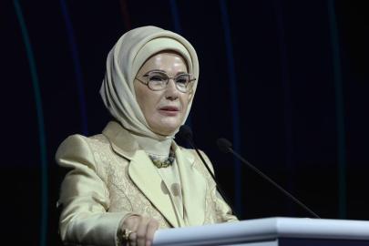 Emine Erdoğan'dan Sıddık Eraslan için başsağlığı mesajı