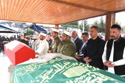 Erzurum’da çifte acı: Genç akademisyen ve kahraman gazi son yolculuğuna uğurlandı