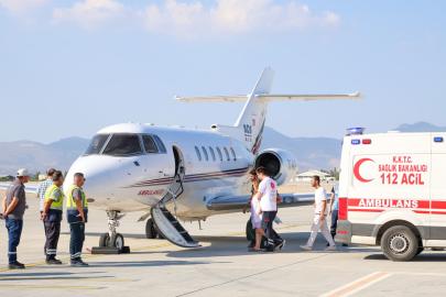 Girne'deki gemi kazasından kurtarılan hamile kadın ambulans uçakla Kocaeli'ye nakledildi