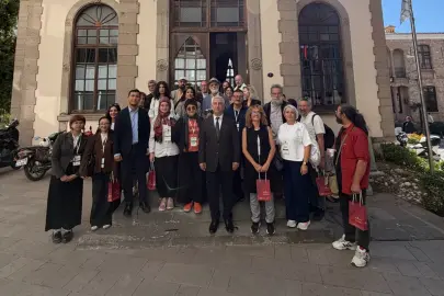 İzmir, edebiyatın iyileştiren gücünde buluştu