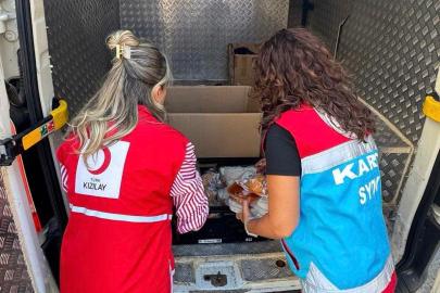 Kars Aşevi ihtiyaç sahiplerine sıcak yemek ulaştırmaya başladı