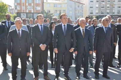 Kars’ta 56 bin 863 öğrenci ve 4 bin 89 öğretmen için yeni eğitim yılı başladı